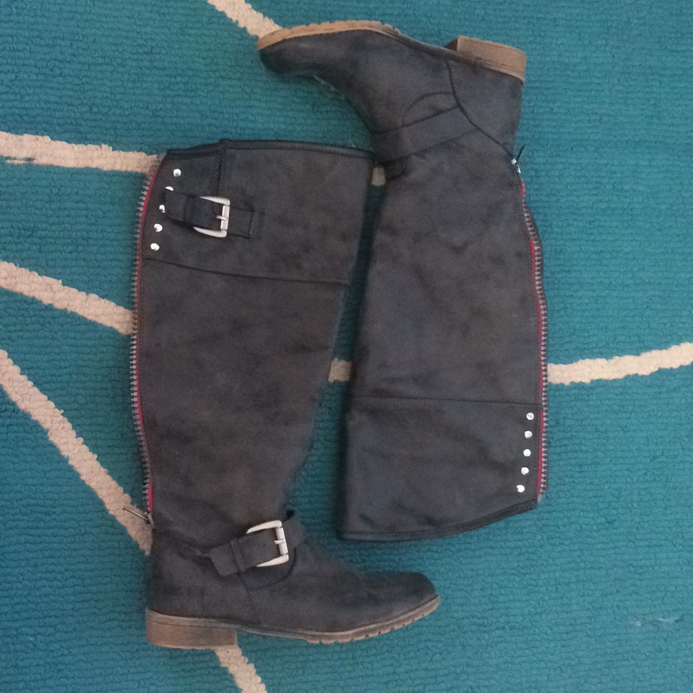 Madden Girl gray tall boots